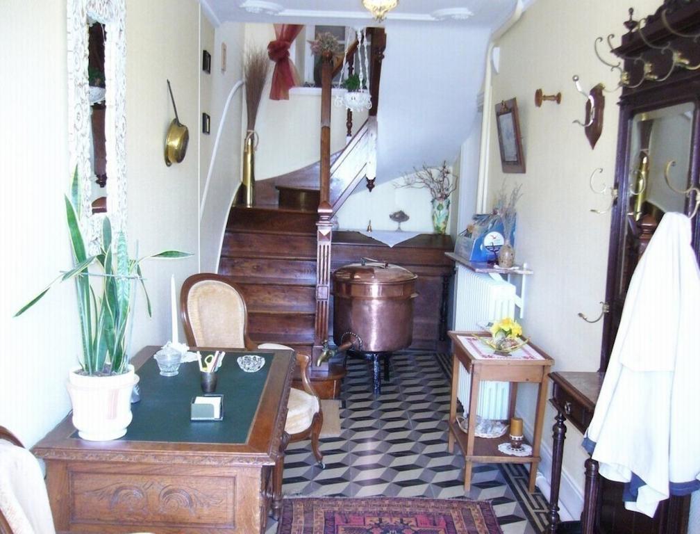 Ferme De Dauval Bed and Breakfast Mandeville-en-Bessin Exteriör bild
