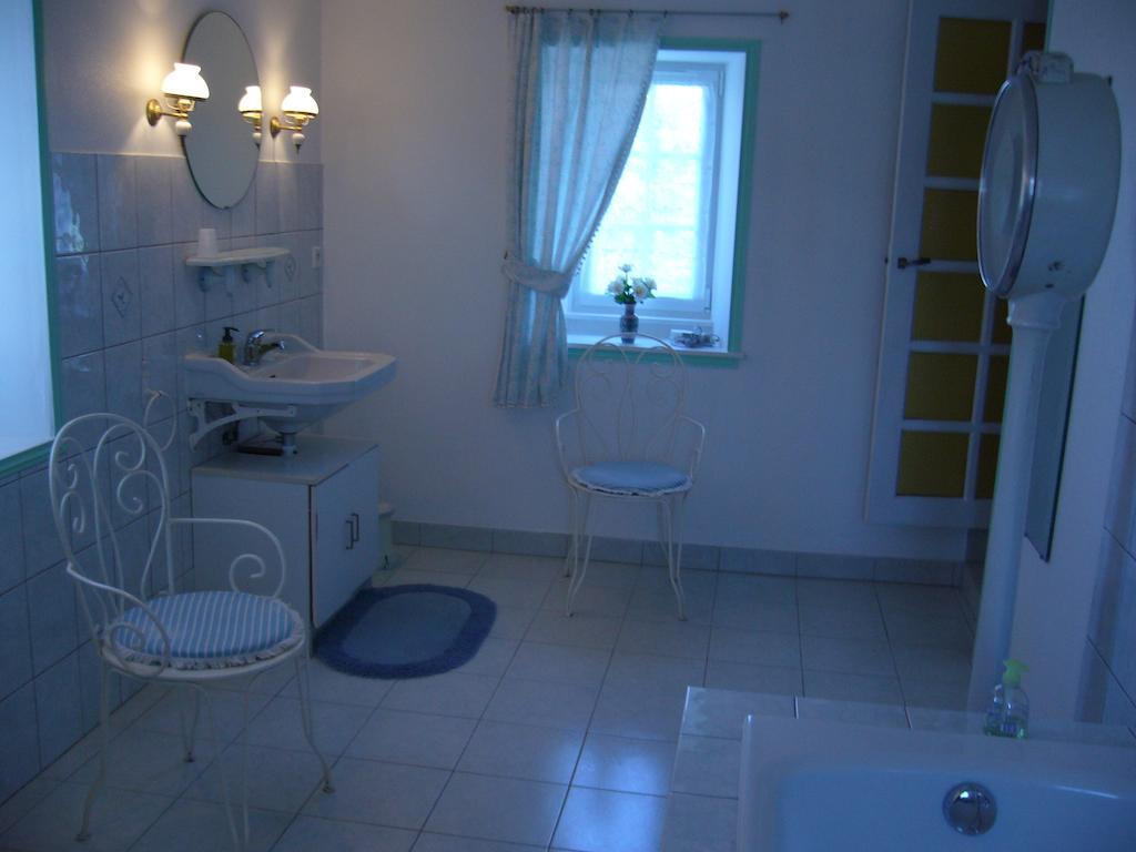 Ferme De Dauval Bed and Breakfast Mandeville-en-Bessin Rum bild
